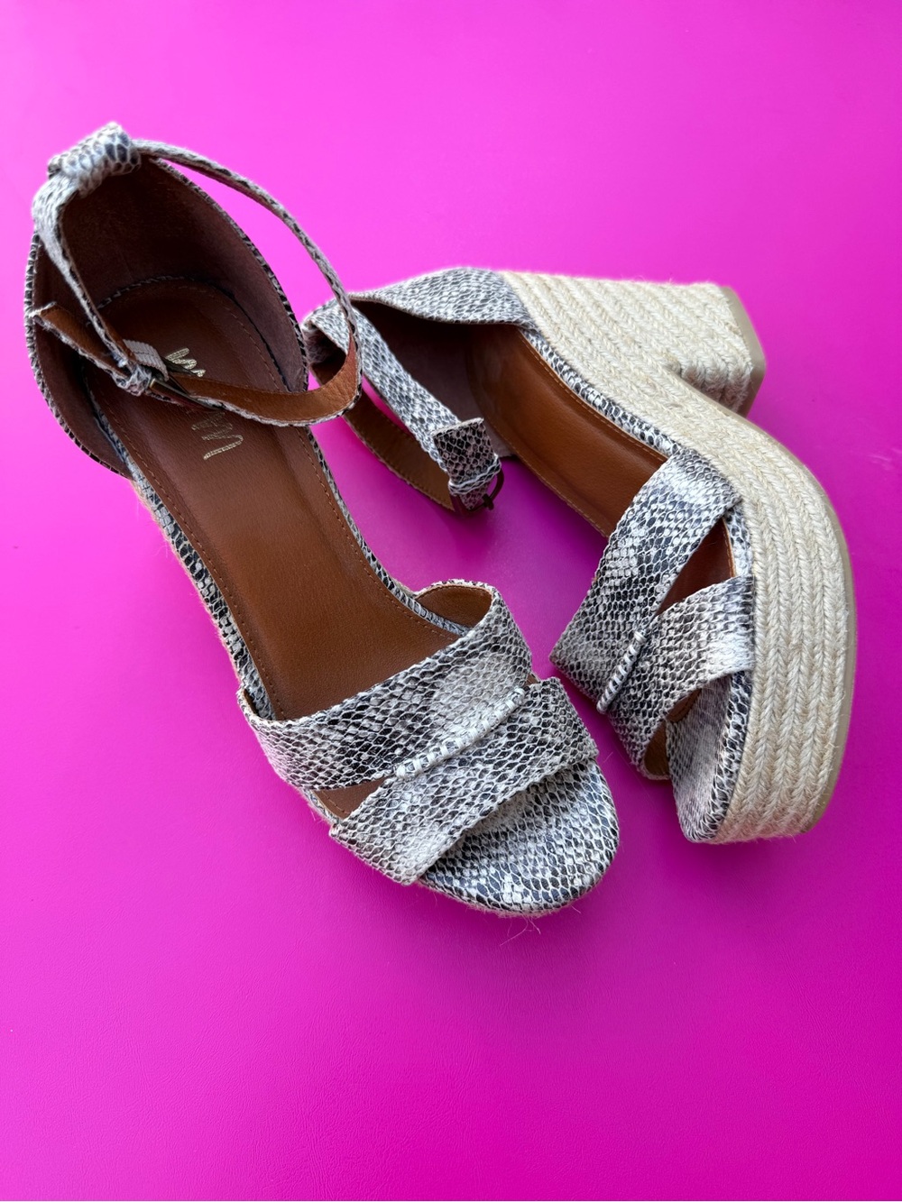 Mi.iM Lynn Snakeskin Print Espadrille Platform Wedge Sandals Size 8 Faux Leather